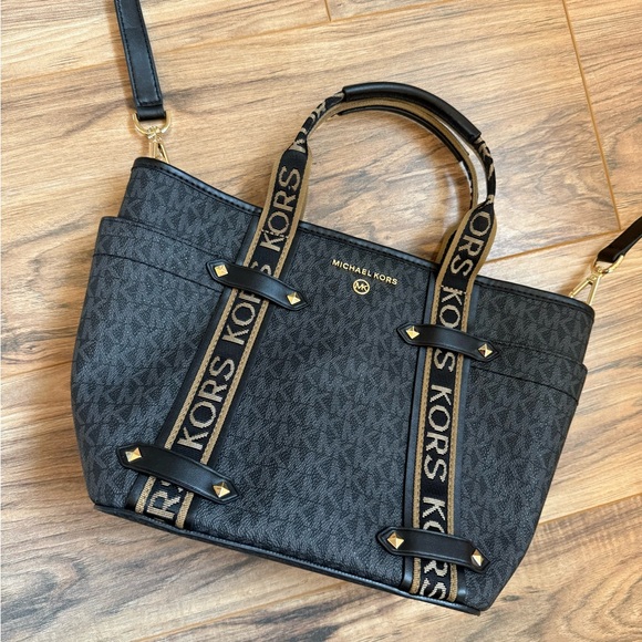 Michael Kors Maeve Small Black Monogram Tote Bag - Picture 8 of 15
